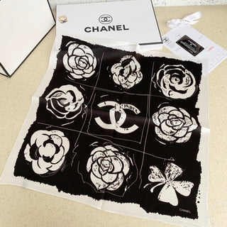 Silk scarf with double C nine-square grid camellia pattern