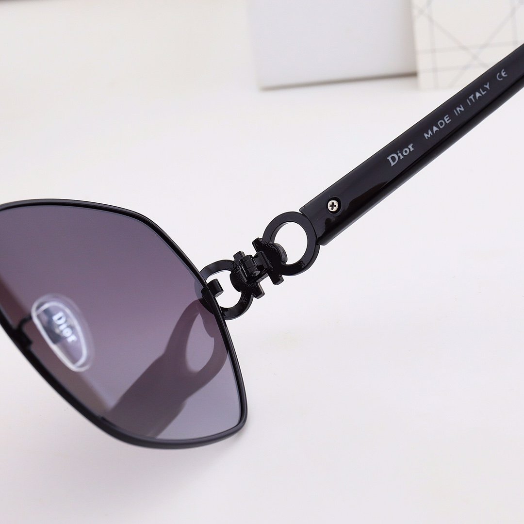 5 Color Women's Sunglasses—6217