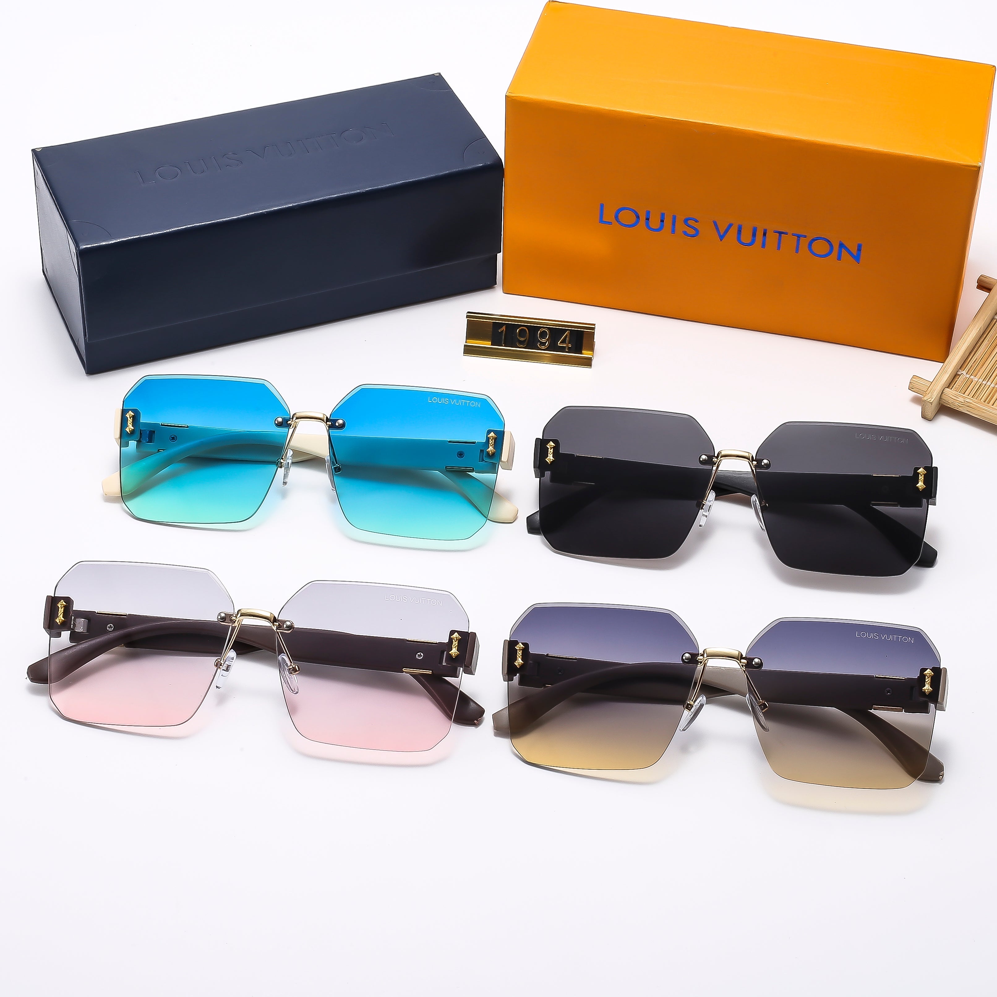 4 Color Women's Sunglasses—1994