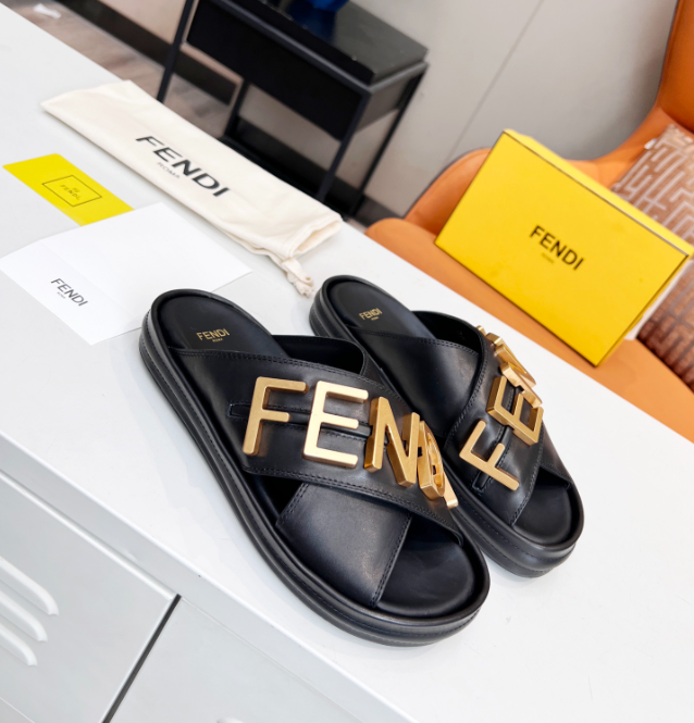 FD REFLECTIONS SLIPPERS