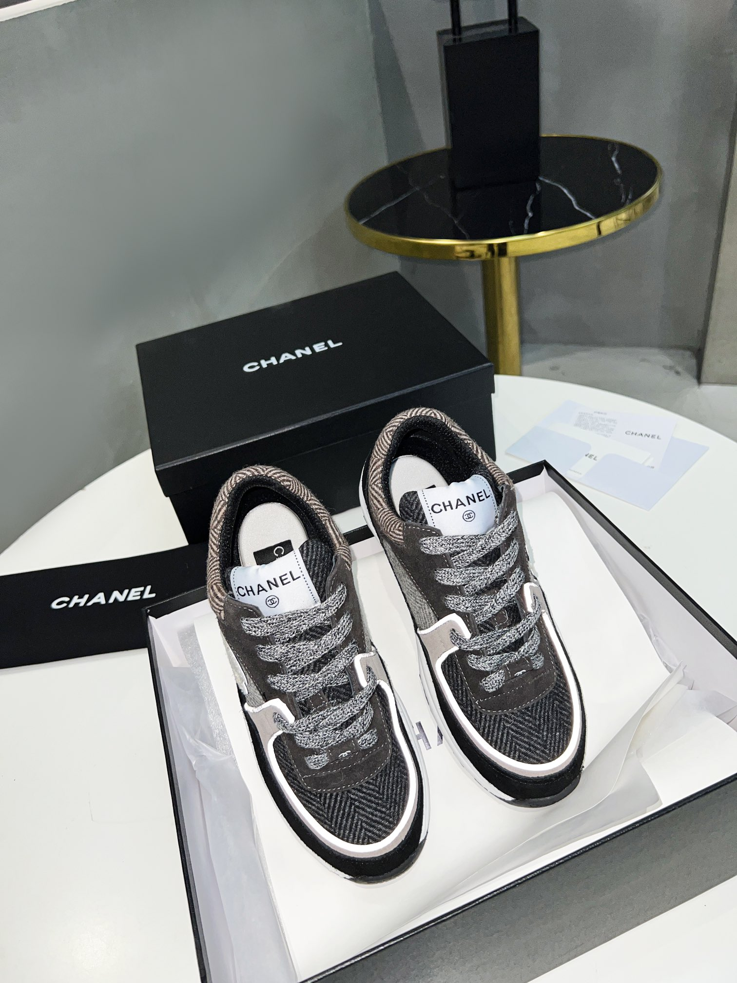cc new arrival man and women shoes