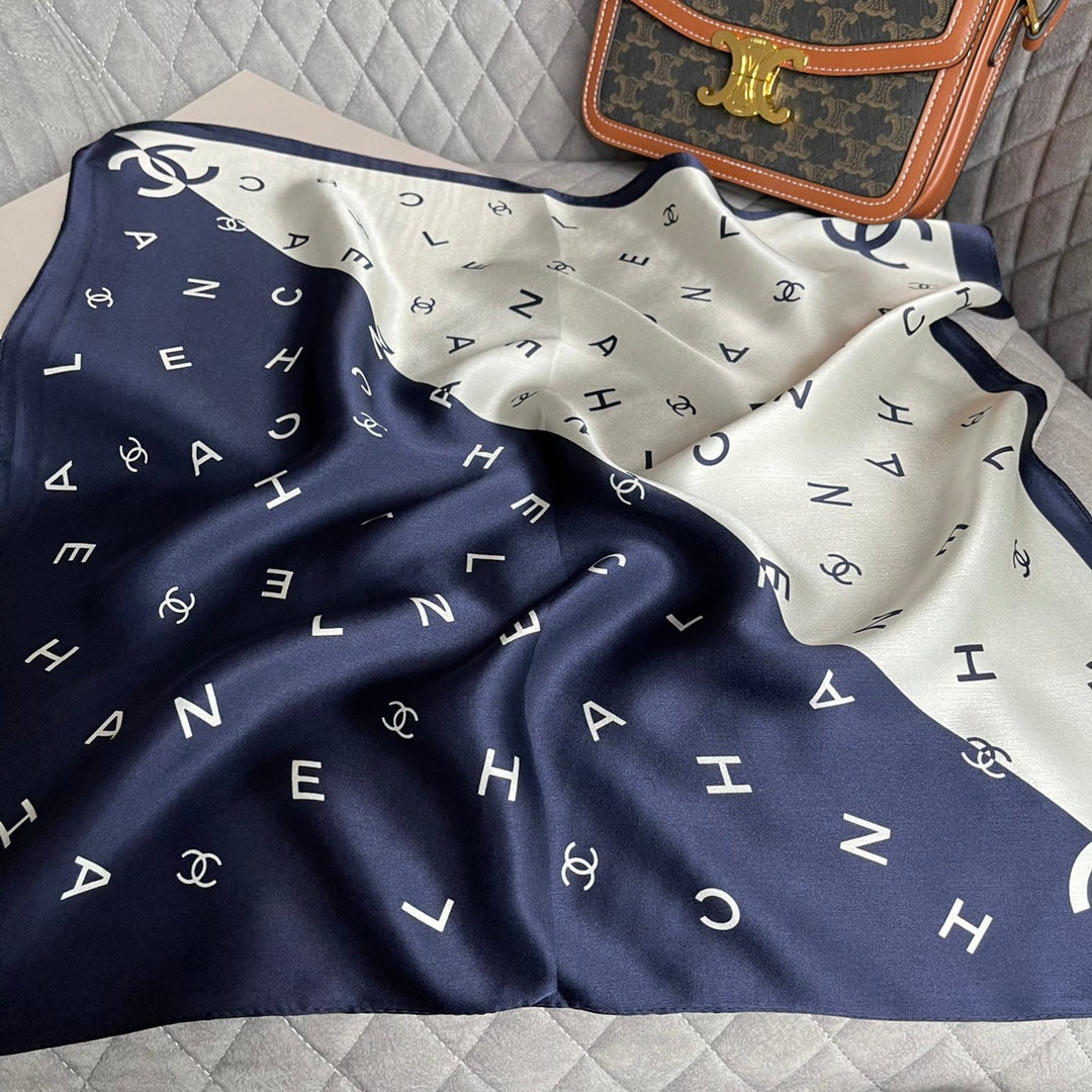 Classic double C letter pattern silk scarf