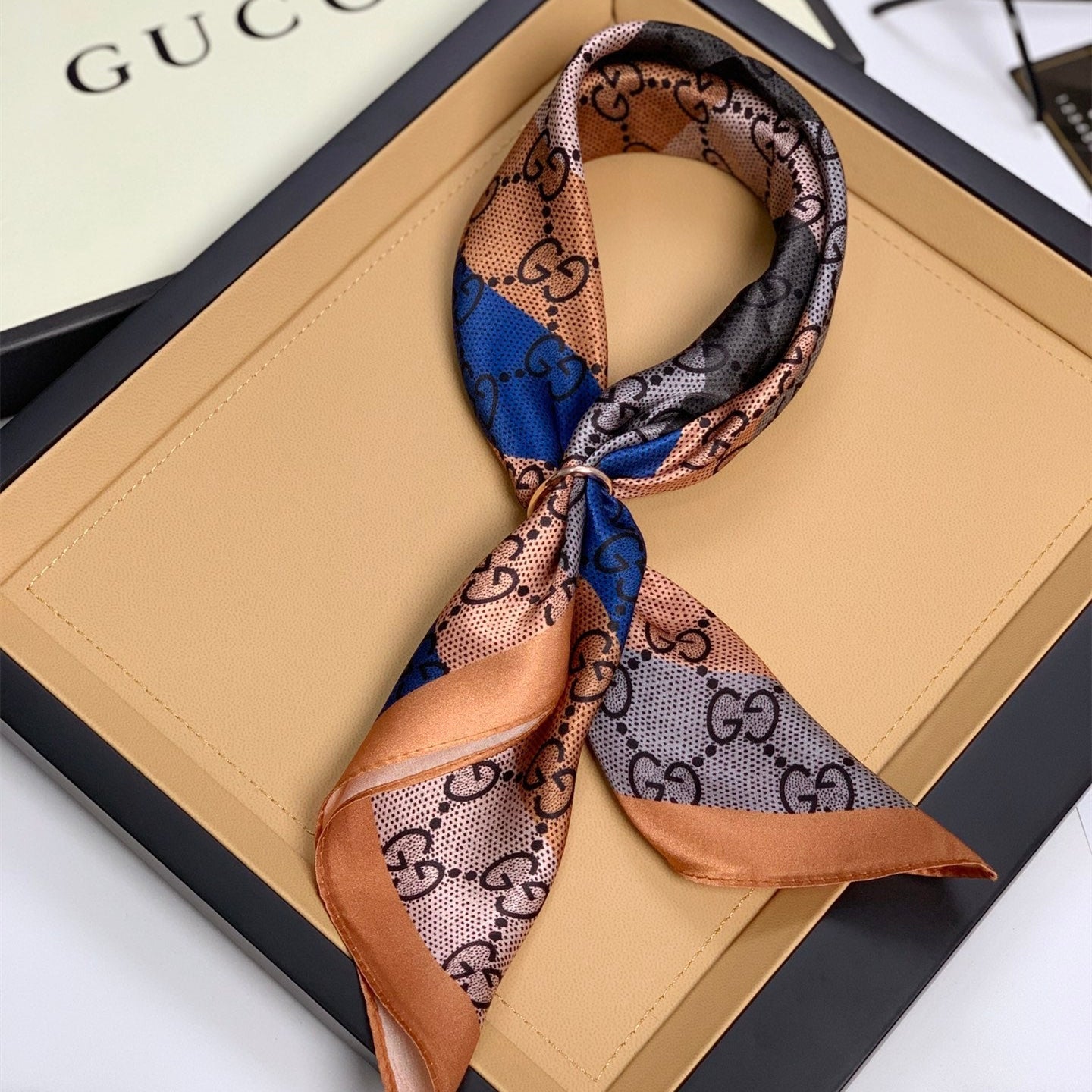 Silk scarf with colorful double G letter pattern