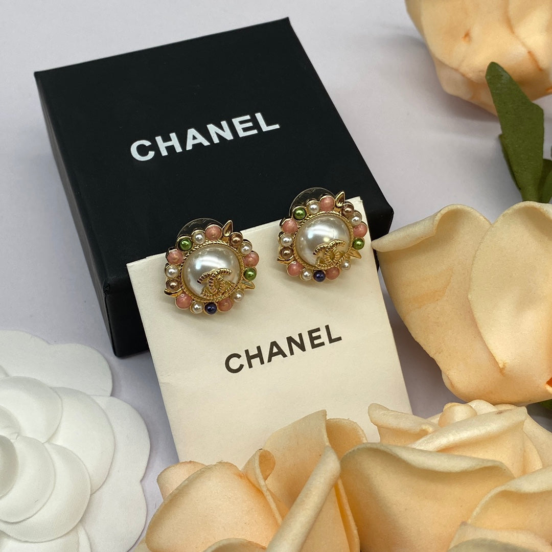 Fashion double C pearl sunflower round earrings