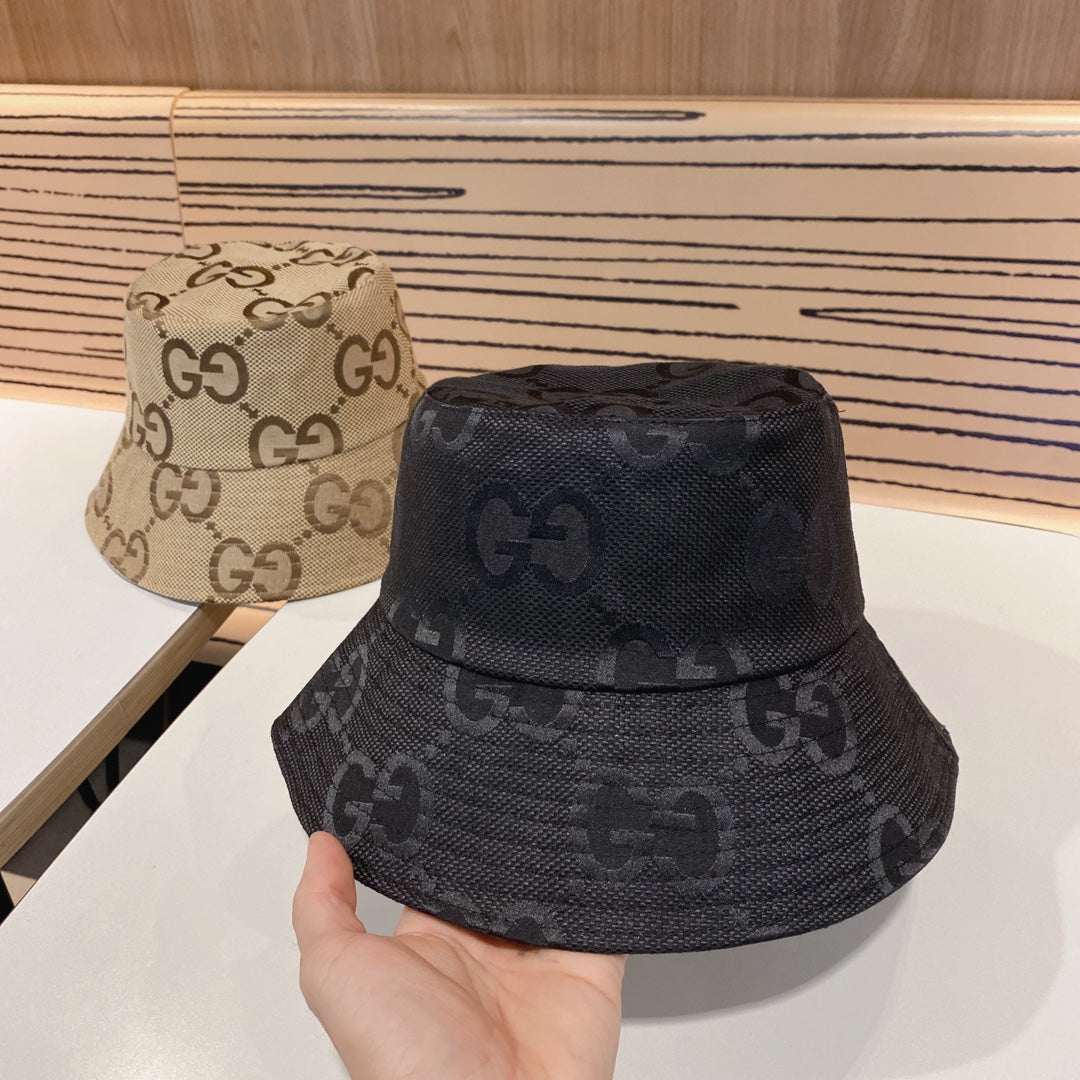 GG solid color chain pattern bucket hat